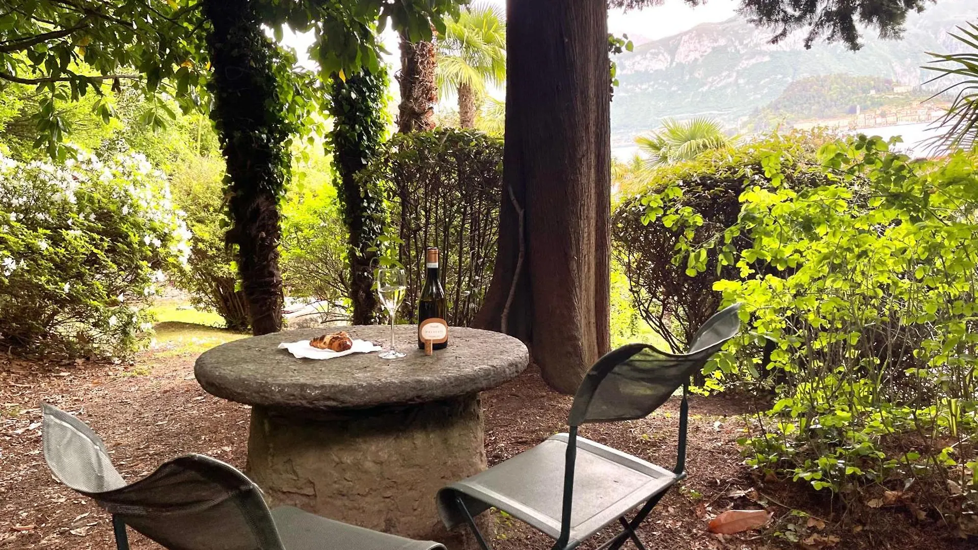 Cadenabbia Lake Front View Suite